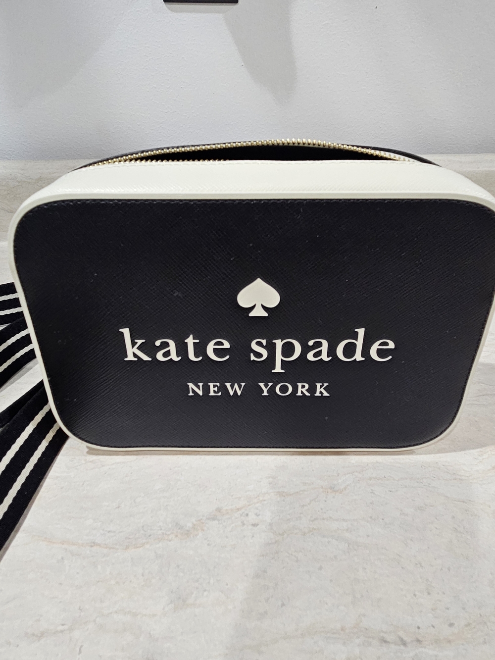 Kate Spade New York Black and White Crossbody Bag - Picture 1 of 10